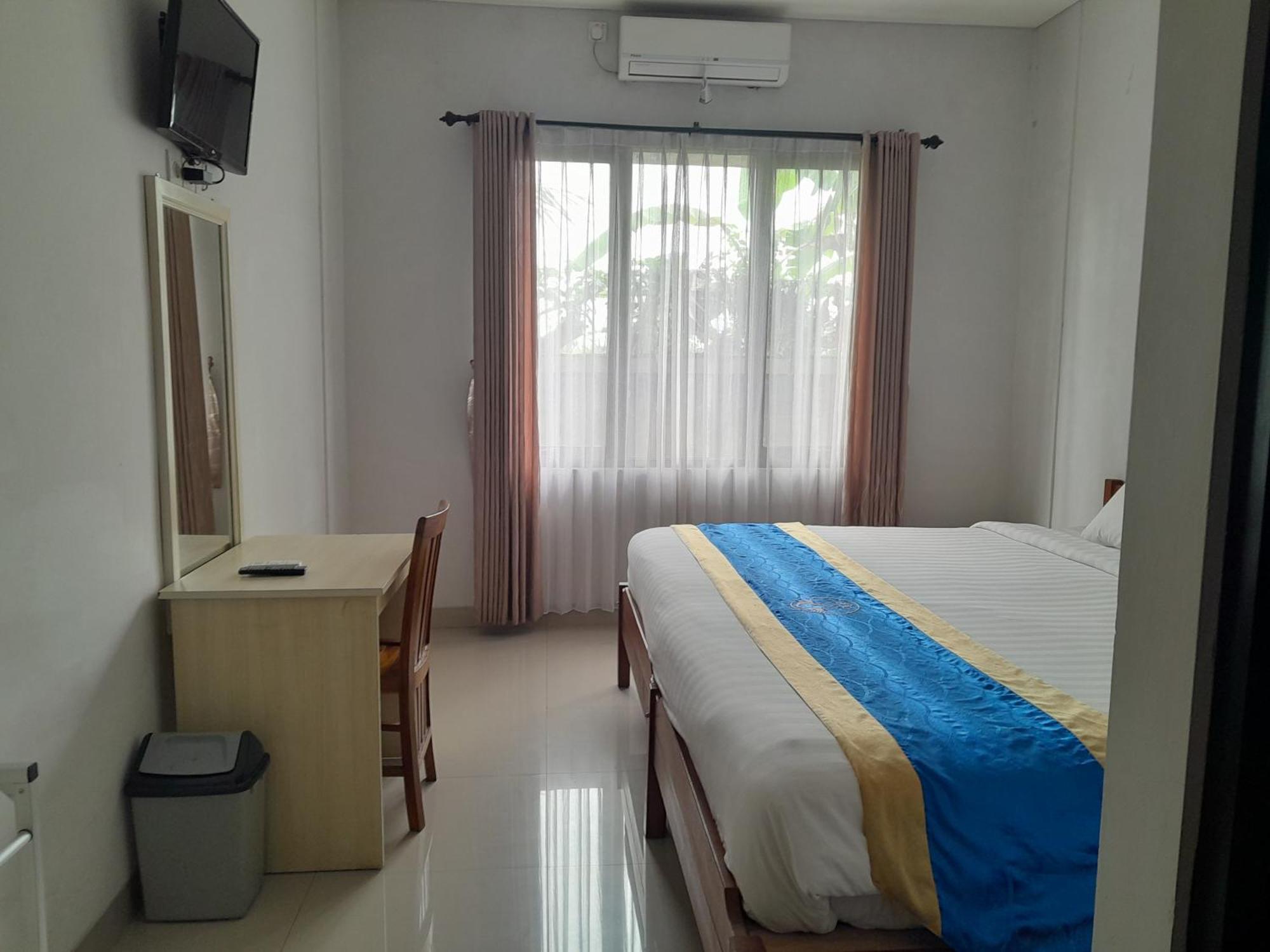 Hotel Dhyana Pura Kapal Buitenkant foto