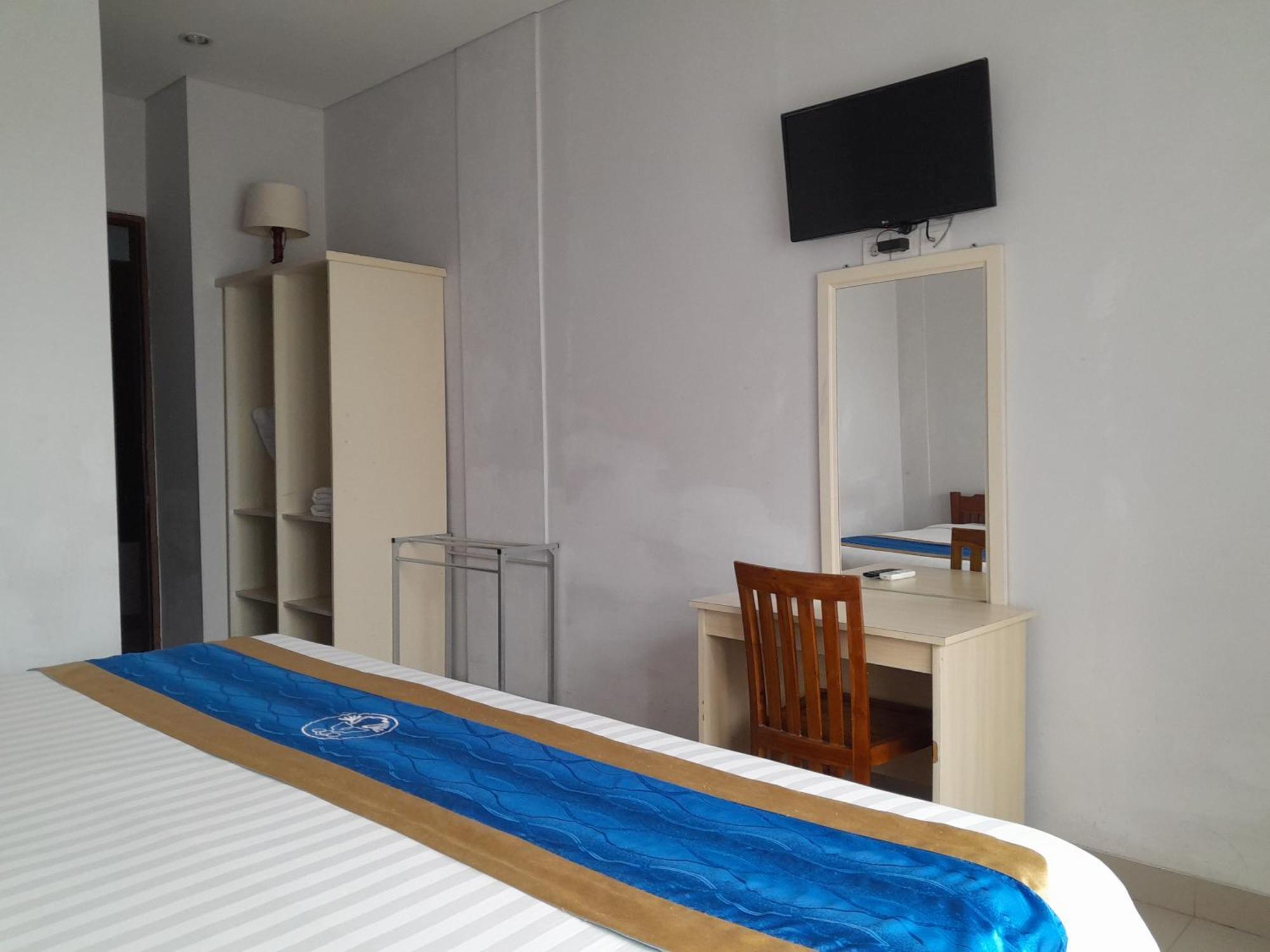 Hotel Dhyana Pura Kapal Buitenkant foto
