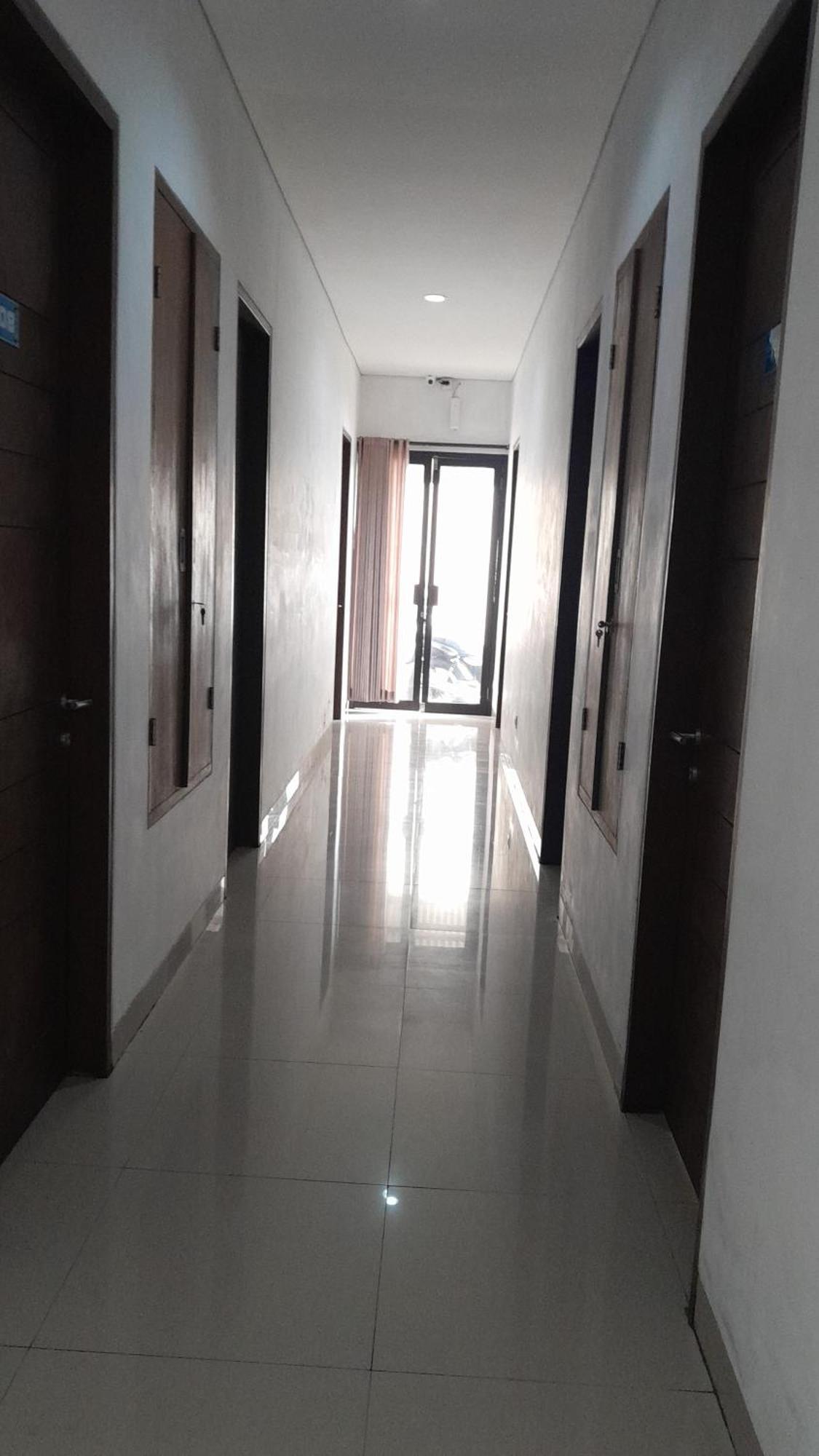 Hotel Dhyana Pura Kapal Buitenkant foto